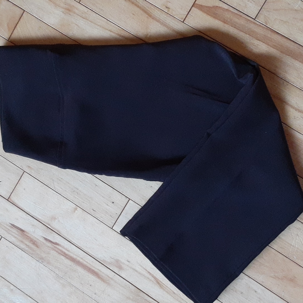 Ladies capris - Picture 4 of 4